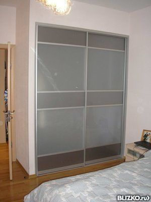 Встроенный шкаф-купе 2-х дверный, матовое стекло в казани - .