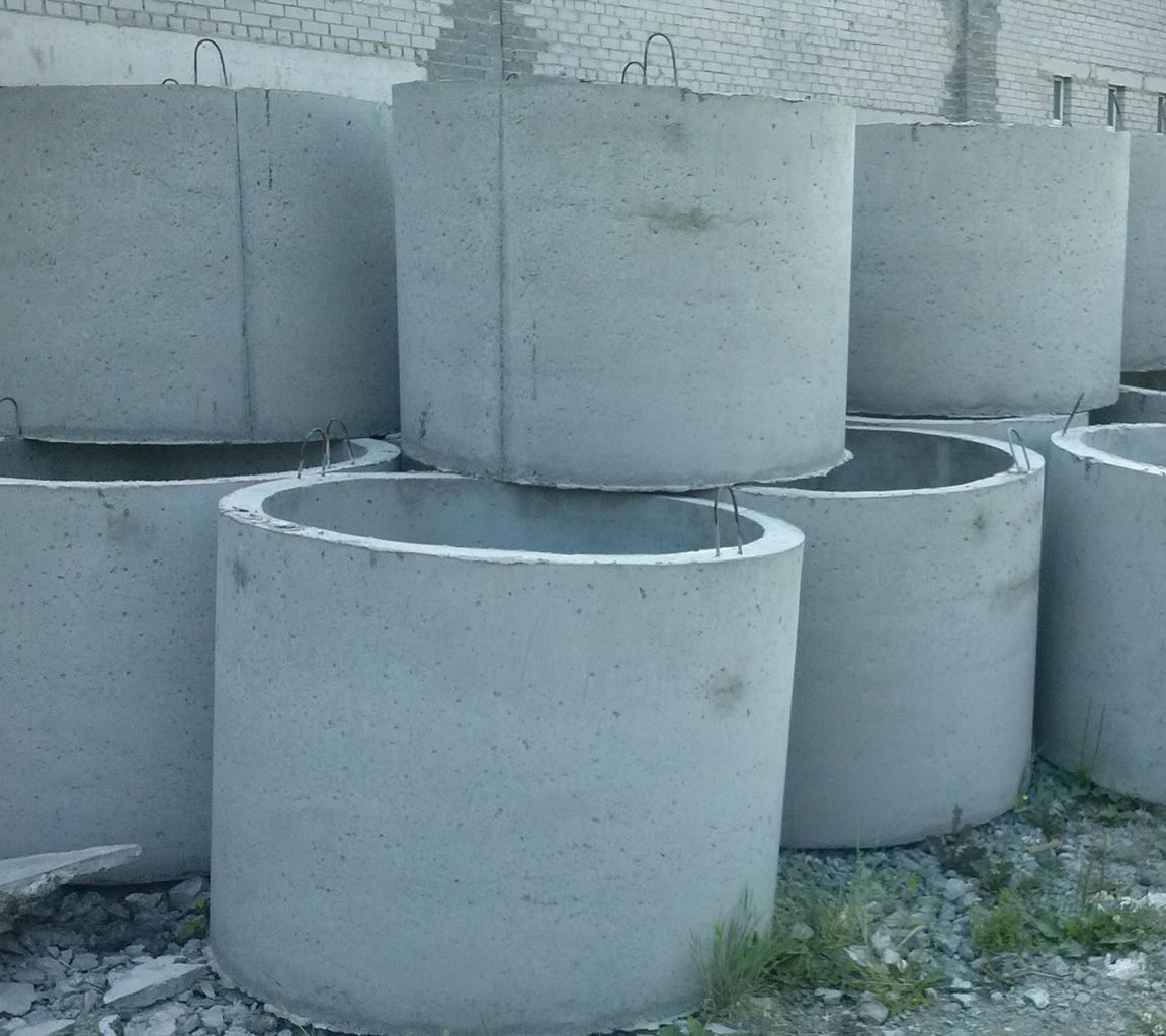 Кольца бетонные для канализации 1500мм цена. ЖБИ кольца 80 нв50. Кольцо ЖБИ 600 мм. Бетонные кольца для канализации. Железобетонные кольца для канализации.