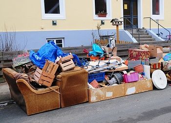 Разбор и вывоз старой мебели