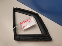 Уплотнитель стекла передней правой двери для Toyota Avensis T27 2008-2018 Б/У