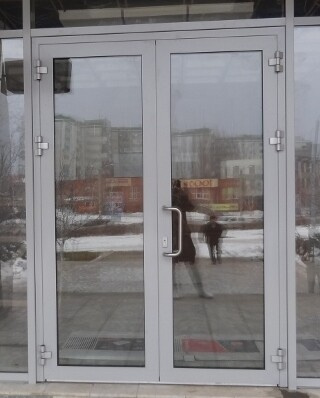 Алюминиевые входные двери c холодным профилем Krauss 927х2127